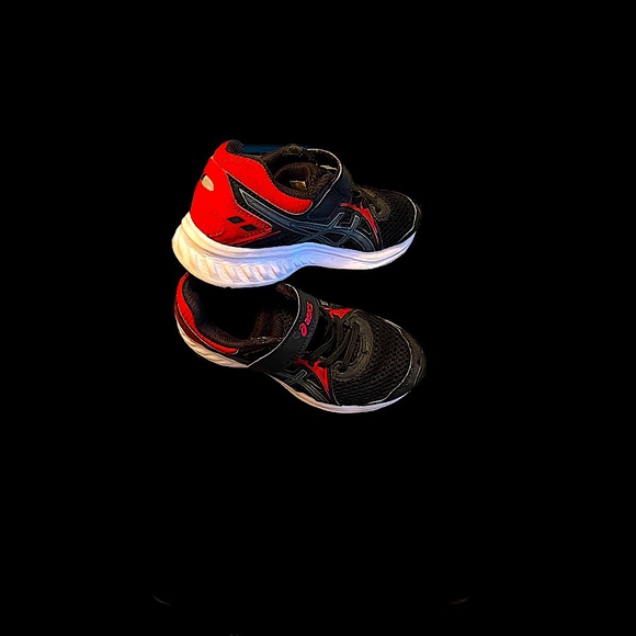 Outdoor shoes for boys (ASICS ) computer stylish! - Picture 1 of 2